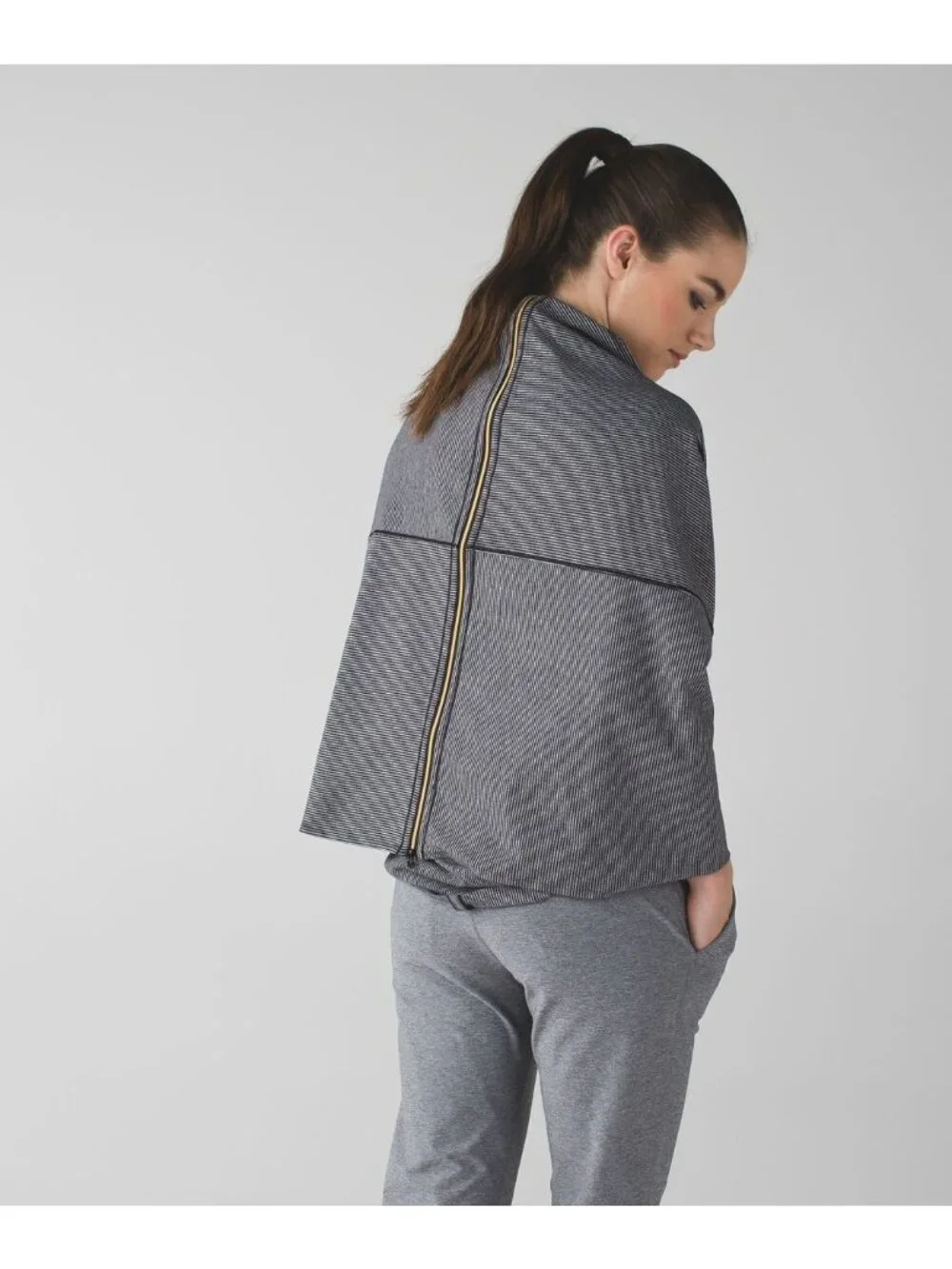 Lululemon Vinyasa Scarf OS Tonka Stripe Heathered Slate Black pattern (KK486)
